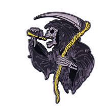 Drinking Grim Reaper pin cool Gothic death brooch Halloween chilling collection 2024 - buy cheap