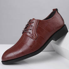 Zapatos de vestir formales para hombre, calzado de trabajo de negocios de charol suave, punta estrecha, oxford, planos, rtg67 2024 - compra barato