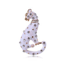 Cute Enamel Cat Brooches Fashion Animal Accessories High Quality For Women And Men Brooch Pins Bouquet Rhinestones Brooches 2024 - buy cheap