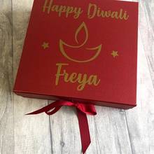Персонализированная Подарочная коробка Happy Diwali для празднования индусов, осенний фестиваль огней индуизма, подарок на память, специальное событие 2024 - купить недорого