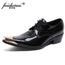 Alligator Padrão Homem Vestido Formal Do Partido de Salto Alto Sapatos de Couro de Patente Oxfords Casamento Derby dos homens Do Dedo Do Pé de Metal Apartamentos SL678 2024 - compre barato