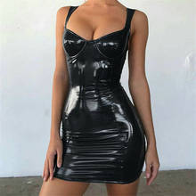 Vestido corto femenino de cuero sintético con realce, minivestido Sexy de látex con espalda descubierta para mujer, color negro liso, efecto mojado 2024 - compra barato