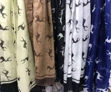 2015 Новый Модный женский шарф с принтом оленя шали Рождественский олень с узором лосят хиджаб подарочные шарфы 5 цветов Бесплатная доставка 2024 - купить недорого