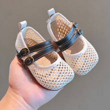 Детские туфли принцессы, дышащие сетчатые сандалии с прорезями, мягкая подошва для девочек, корейский стиль, новинка 2021 2024 - купить недорого