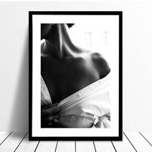 Женский модный постер на плечо, фотография, холст, живопись, черный белый, настенные художественные фотографии для гостиной, современные декоративные принты 2024 - купить недорого