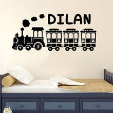 Calcomanías de vinilo con diseño de tren móvil para pared, calcomanías de vinilo para decoración de habitación de juegos de niños, con nombre personalizado 2024 - compra barato