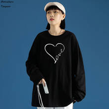 Женская футболка с принтом сердец, свободная футболка с длинным рукавом в стиле хип-хоп, Забавные футболки, одежда большого размера 2024 - купить недорого
