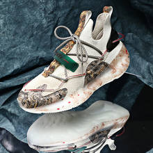 Zapatillas de deporte clásicas para Hombre, zapatos deportivos transpirables de primavera para correr, con Graffiti, de malla, a la moda 2024 - compra barato