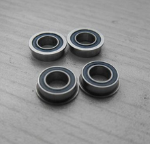 20pcs /lot F688RS 8X16X5mm 8*16*5mm F688-2RS Flanged Radial Shaft Ball Bearing 2024 - buy cheap