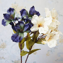 High-end europeu-estilo decoração de casa branco azul flor artificial lírio para decoração de casamento de alta qualidade flor falsa acc16 2024 - compre barato