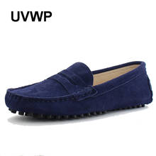 New Genuine Leather Men Flat Shoes Fashion Soft Moccasins Men Loafers Flats Driving Peas Shoes Fashion Casual Shoes Hot Sale 2024 - buy cheap
