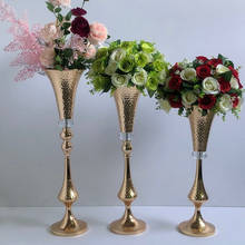 10 PCS/LOT Gold Vases Road Lead Artificial Flower Pot Flowers Column Stand Wedding Table Centerpieces For Christmas Home Decor 2024 - buy cheap