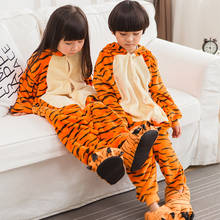 Disfraz de Animal tigre para niños y niñas, ropa bonita y cálida de franela, Kigurumis suaves, mono con cremallera, traje de dibujos animados 2024 - compra barato