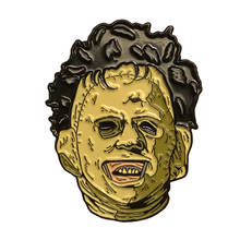 Insignia de la matanza de texas chainsaw, insignia de película American slasher, pin esmaltado temático de cómic de horror para videojuegos, regalo para festival de halloween 2024 - compra barato