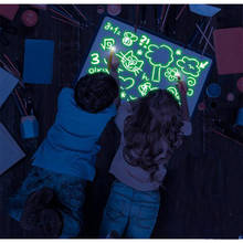 Tablero de dibujo luminoso A3 A4 A5, tableta de dibujo para garabatos con Graffiti, dibujo mágico con bolígrafo fluorescente ligero, juguete educativo 2024 - compra barato