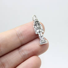 Yamily 15 pçs/27*7*3mm antigo prata brinquedo tibetano soldado encantos pingente acessórios para colar, brinco pulseira jóias diy 2024 - compre barato