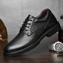 Oxfords sapatos masculinos de couro legítimo, novos sapatos de luxo para homens casuais e de negócios, macio, da moda, 2021 2024 - compre barato