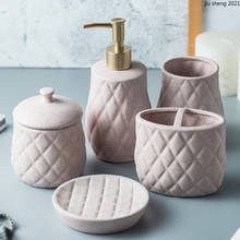 Креативный керамический квадратный набор из шести предметов для ванной комнаты с подносом, розовый/зеленый бытовой стакан для зубной щетки, набор ватных палочек, свадебный подарок 2024 - купить недорого