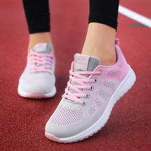 Novo estilo das senhoras sapatos lisos moda casual senhoras sapatos rendas-up malha respirável tênis senhoras tênis de corrida 2024 - compre barato