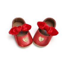 Милая обувь с бантом для малышей 0-18 месяцев, обувь для маленьких девочек из искусственной кожи, обувь для новорожденных девочек 2024 - купить недорого