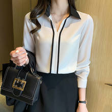 Блузка женская шифоновая в полоску, с длинным рукавом и V-образным вырезом 2024 - купить недорого
