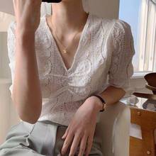 Женская кружевная блузка, с коротким рукавом и V-образным вырезом 2024 - купить недорого