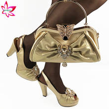 Último conjunto de zapatos y bolsos dorados nigerianos, los mejores zapatos y bolsos a juego, zapatos de boda con diamantes de imitación para mujer africana 2024 - compra barato