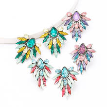 Разноцветные женские серьги-гвоздики из смолы с кристаллами, хит продаж, 3 цвета, коллекция, серьги, ювелирные изделия для девочек, аксессуары для ушей 2024 - купить недорого