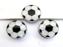 Alta qualidade 100 pçs/lote 8mm bola de futebol esporte de slides charme Acessórios DIY caber para 8 MM couro chaveiros 2024 - compre barato