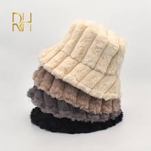 Панама меховая однотонная для мужчин и женщин, модная теплая шапка из мягкого плюша, модная уличная, плотная, для зимы 2024 - купить недорого