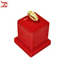 Новинка, красное бархатное свадебное Золотое кольцо, ювелирный органайзер, башня, вертикальное квадратное кольцо, ювелирный дисплей, держатель, подставка для хранения 5*5*5,5 см 2024 - купить недорого