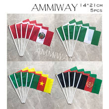 Ammiway 14x21cm 5 pçs peru nigéria poliéster impresso mão bandeiras camarões afeganistão mão bandeiras de país mundo com pólos 2024 - compre barato