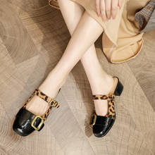 Zapatillas de moda para mujer, zapatos de tacón plano, sandalias de bloque de madera, informales, de verano 2024 - compra barato