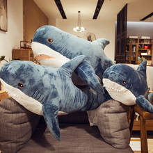 Tiburón grande de peluche de juguete Animal relleno Popular almohada Rusia tiburón muñeca de bebé suave apaciguar almohada cojín chico regalo de cumpleaños 2024 - compra barato