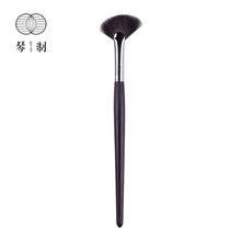 Qinzhi escova de maquiagem artesanal profissional, escova para maquiagem g090 com pequeno angular de forma de leque que que para iluminador, macia de saikoho, pincéis de maquiagem de cabelo de cabra 2024 - compre barato