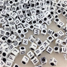 100 unid/lote blanco hecho a mano/DIY/cuadrado/Ronda cuentas de las letras del alfabeto acrílico cubo para la fabricación de la joyería-telar banda pulseras 2024 - compra barato
