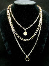 Cadena multicapa en el cuello para mujer, colgante de moneda de oro Vintage en forma de D, collar de cadena de aluminio, joyería 2024 - compra barato