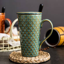 Taza de cerámica Retro europea para mujer, taza con tapa con cuchara, personalidad para oficina, gran capacidad 2024 - compra barato