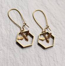 Pendientes colgantes geométricos de abeja hexagonal para mujer, aretes chapados en oro, pendientes de gota de insectos, regalo de joyería de moda 2024 - compra barato