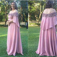 Vestidos rosas para madre de la novia, línea A con chales, apliques florales en 3D, gasa con cuentas sin hombros, vestidos hechos a medida 2024 - compra barato