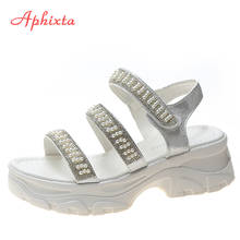 Aphixta/обувь с жемчугом на платформе; Женские босоножки; Обувь на танкетке, увеличивающая рост; Женские пляжные сандалии на толстой подошве с застежкой-липучкой 2024 - купить недорого