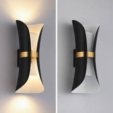 Lámpara de pared nórdica para sala de estar y dormitorio, luz LED Simple que brilla hacia arriba y hacia abajo, de lujo, color negro 2024 - compra barato