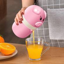 Forma de porco manual espremedor pequeno portátil juicing cup mini espremedor doméstico frutas laranja limão espremedor 2024 - compre barato