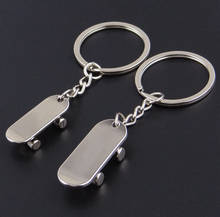 2pcs/pair lovers Skateboard Metal keychain Skate car key ring link pendant men and women gift 2024 - buy cheap