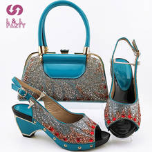 Conjunto de zapatos y bolso para mujer, con diamantes de imitación, diseño italiano Noble, Color azul cielo, para fiesta de Navidad, superventas, novedad de 2021 2024 - compra barato