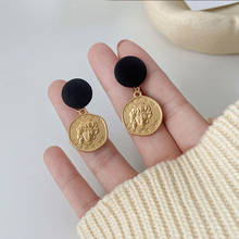 Pendientes creativos de estilo euroamericano con moneda dorada, pendientes Retro con textura Premium, diseño de retrato Individual, 2021 2024 - compra barato