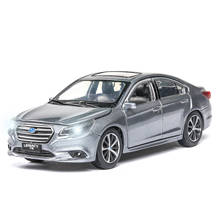 Coche de juguete Diecast 1:32, vehículo de aleación, modelo de coche de simulación subarus-legacys, puertas de coche ligeras y con sonido abiertas para niños, juguetes para regalo 2024 - compra barato