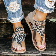 Sandalias planas con estampado de leopardo y serpiente para mujer, zapatos de talla grande de cuero para la playa, Chanclas de gladiador Retro, zapatillas de verano 2024 - compra barato