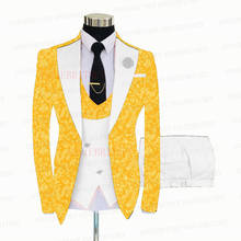 Conjunto de traje de boda con estampado Floral para hombre, Chaqueta brillante Formal ajustada, traje de cena de graduación, Blazer, chaleco, pantalones, 3 piezas, amarillo, 2021 2024 - compra barato