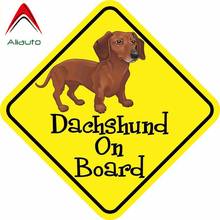 Aliauto reflexivo etiqueta do carro dachshund a bordo acessórios do cão aviso marca decalque pvc para a motocicleta honda toyota, 12cm * 12cm 2024 - compre barato